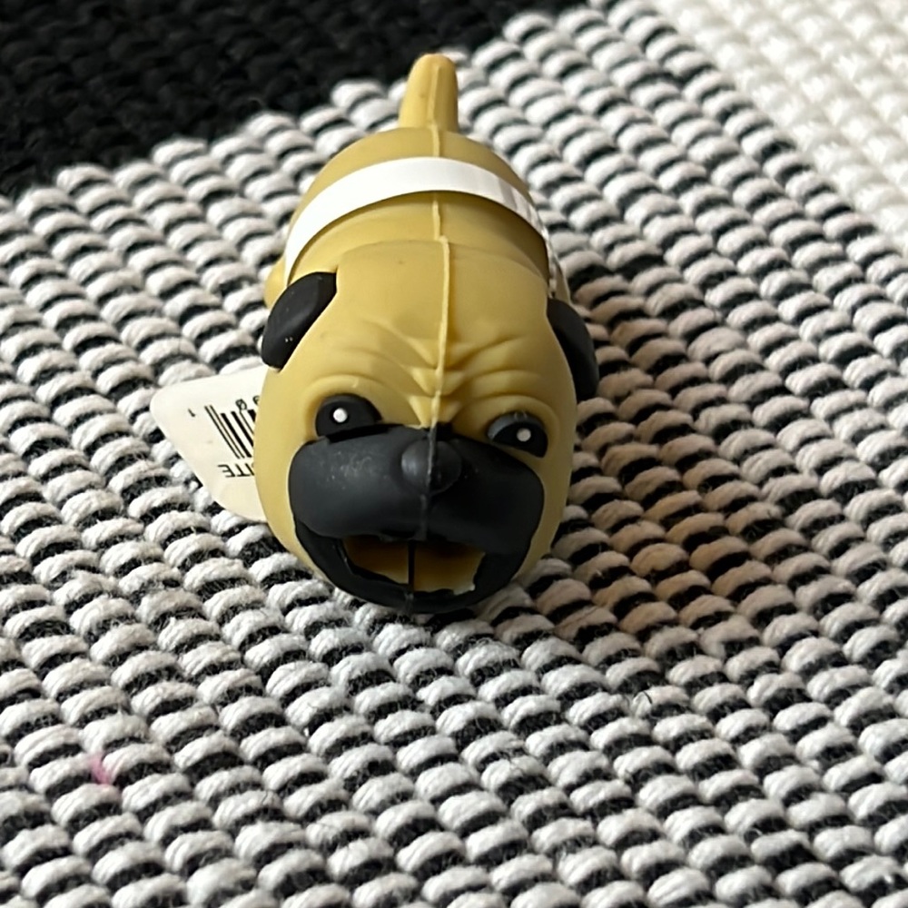 A.17.0 🦋$1 ADD ON • Pug Cord Protector